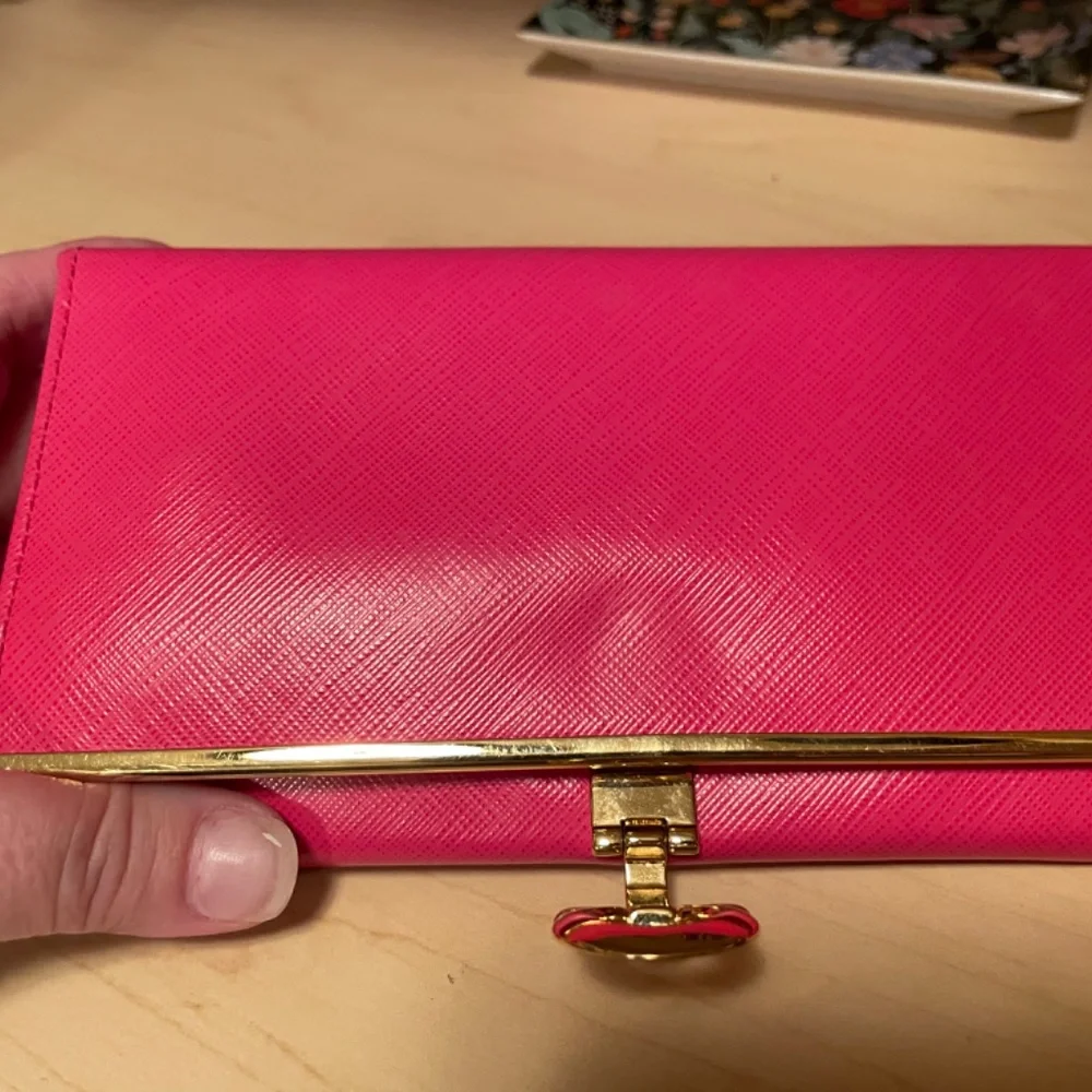 Salvatore Ferragamo Wallet - Picture 8 of 8